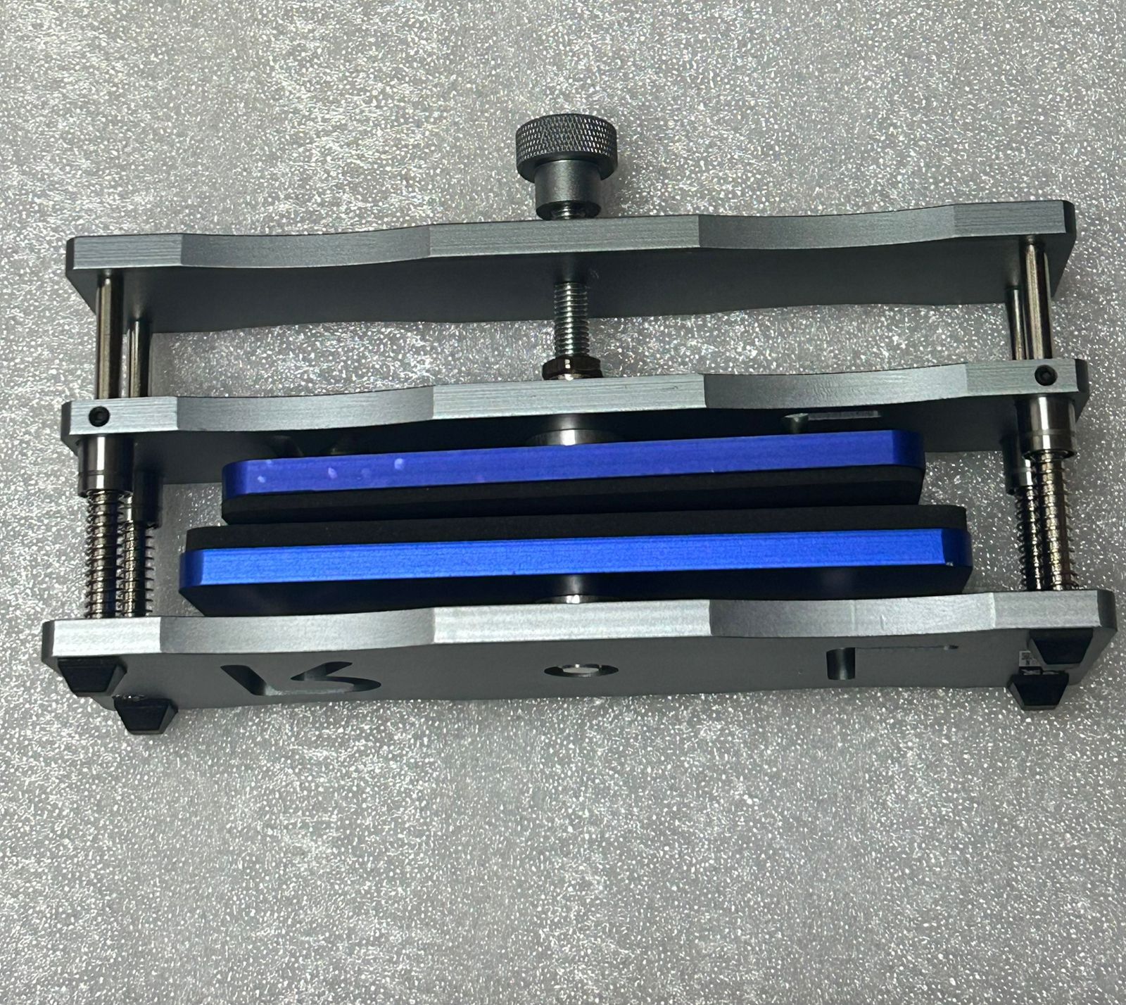 Base giratoria para sujetar pantallas y tapas Relife RL-601S Pro 